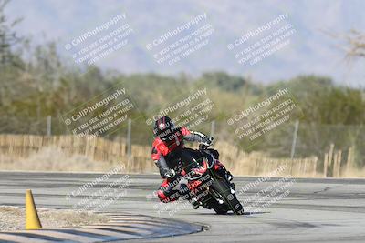 media/Dec-01-2025-Moto Forza (Mon) [[2daa91e15f]]/2-Intermediate Group/Session 3 (Turn 3)/